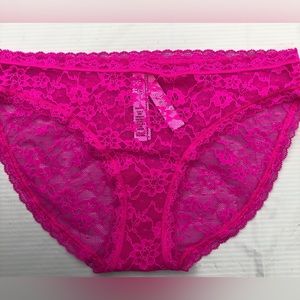 3 panties Victoria’s Secret 3x 26 size S